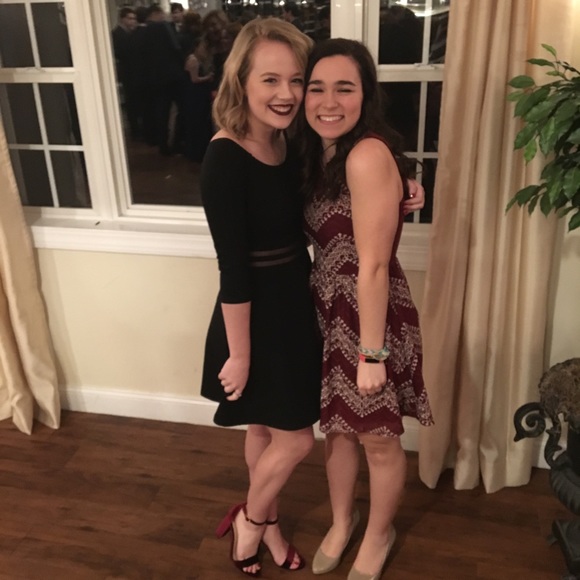 Black skater dress - Picture 1 of 5